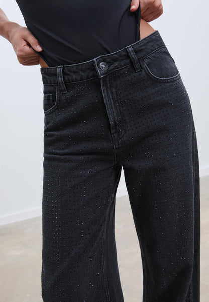 Straight-fit jeans with rhinestones