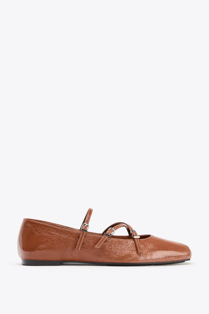 SQUARE TOE LEATHER BALLERINA