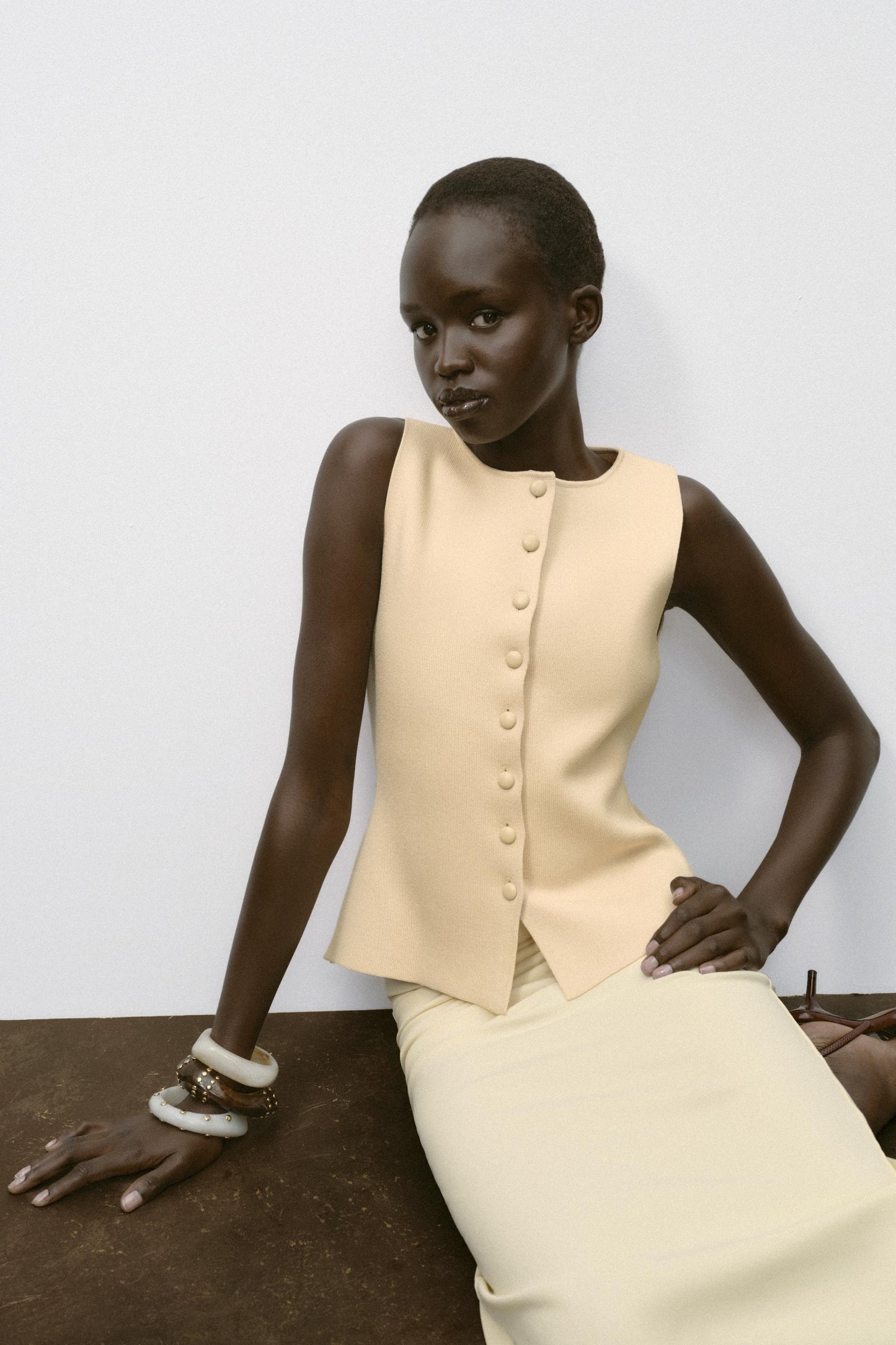 BUTTONED KNIT WAISTCOAT