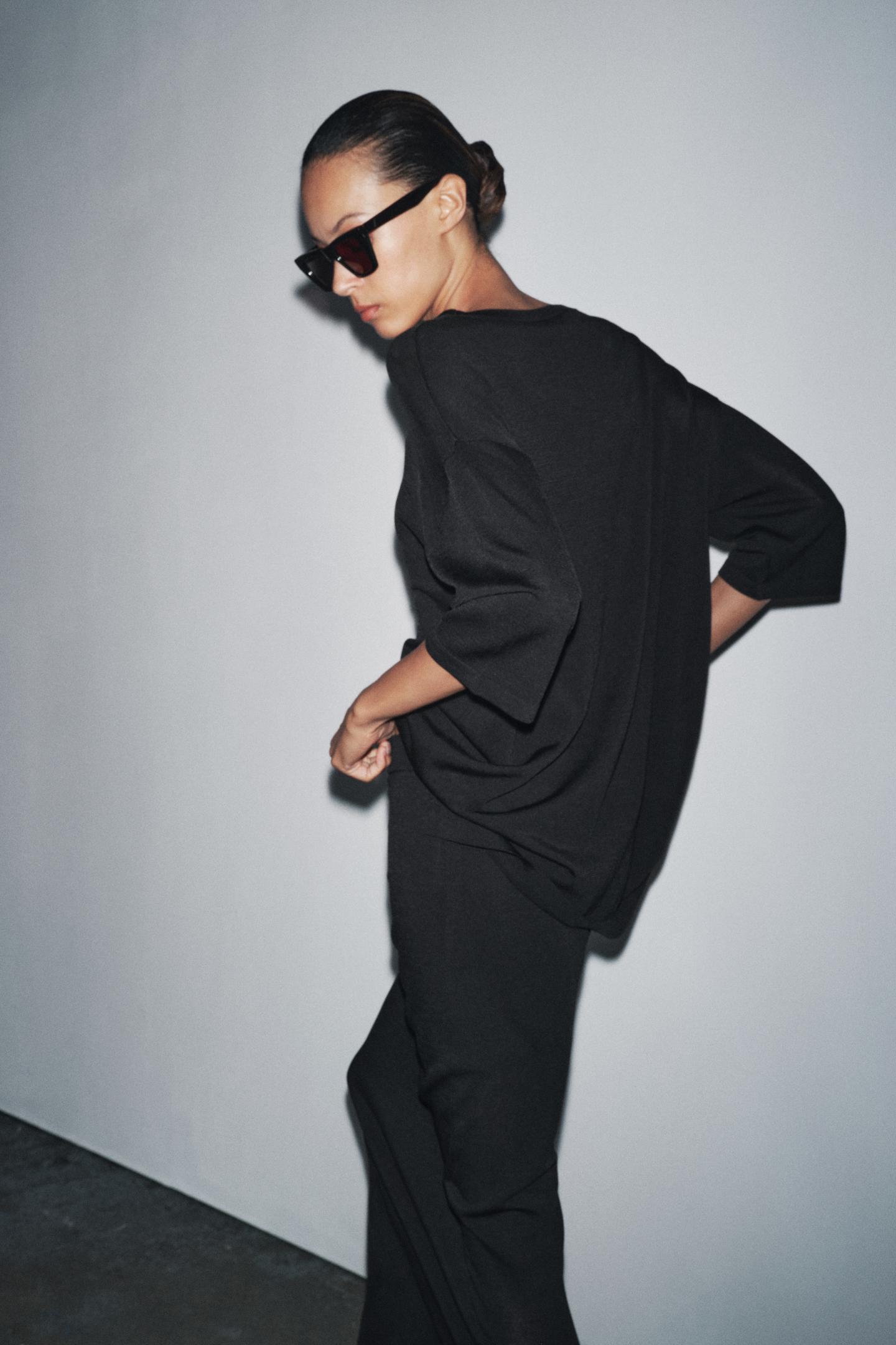 OVERSIZED PLAIN KNIT TOP